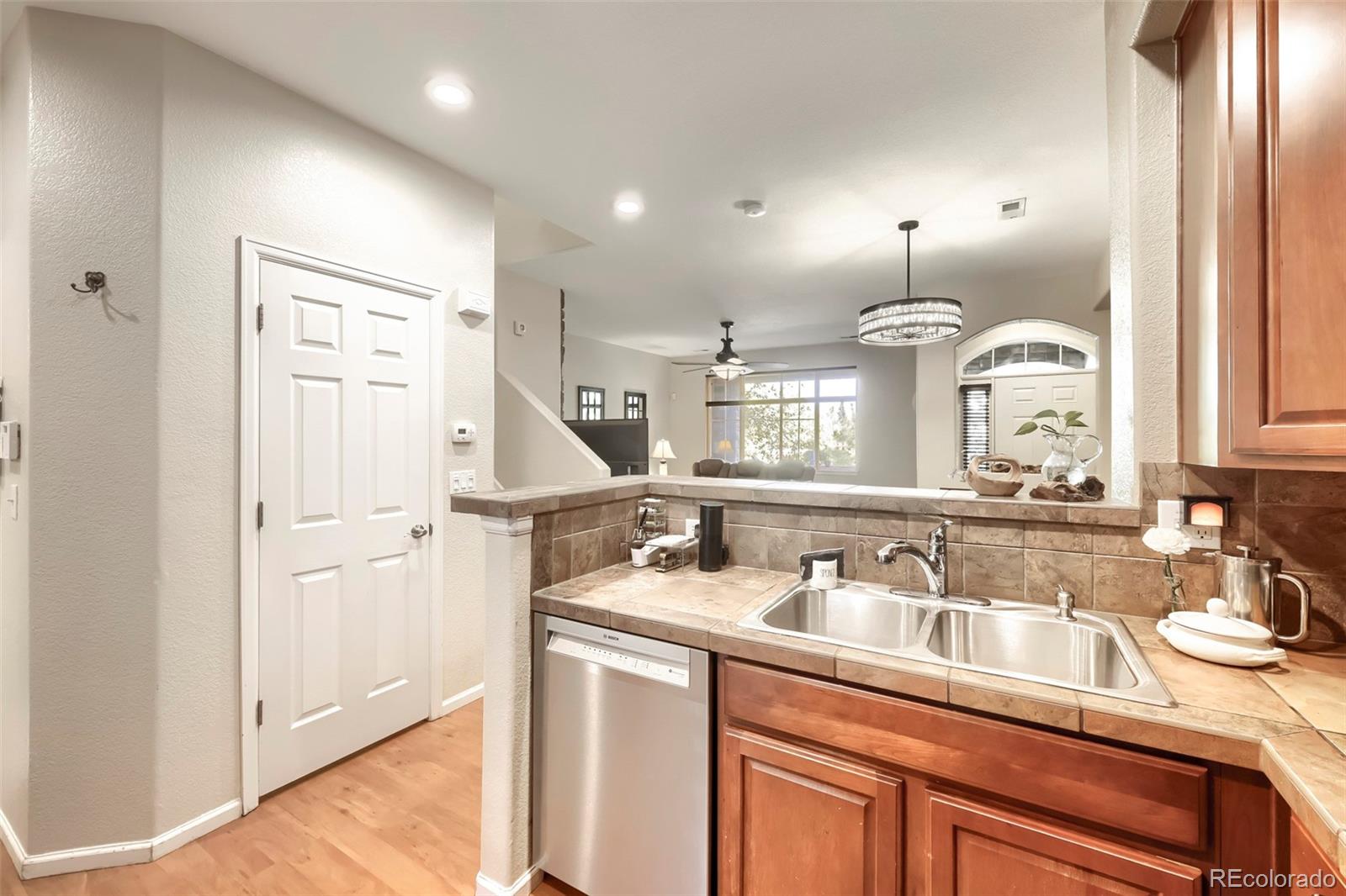 MLS Image #14 for 11203  osage circle,westminster, Colorado