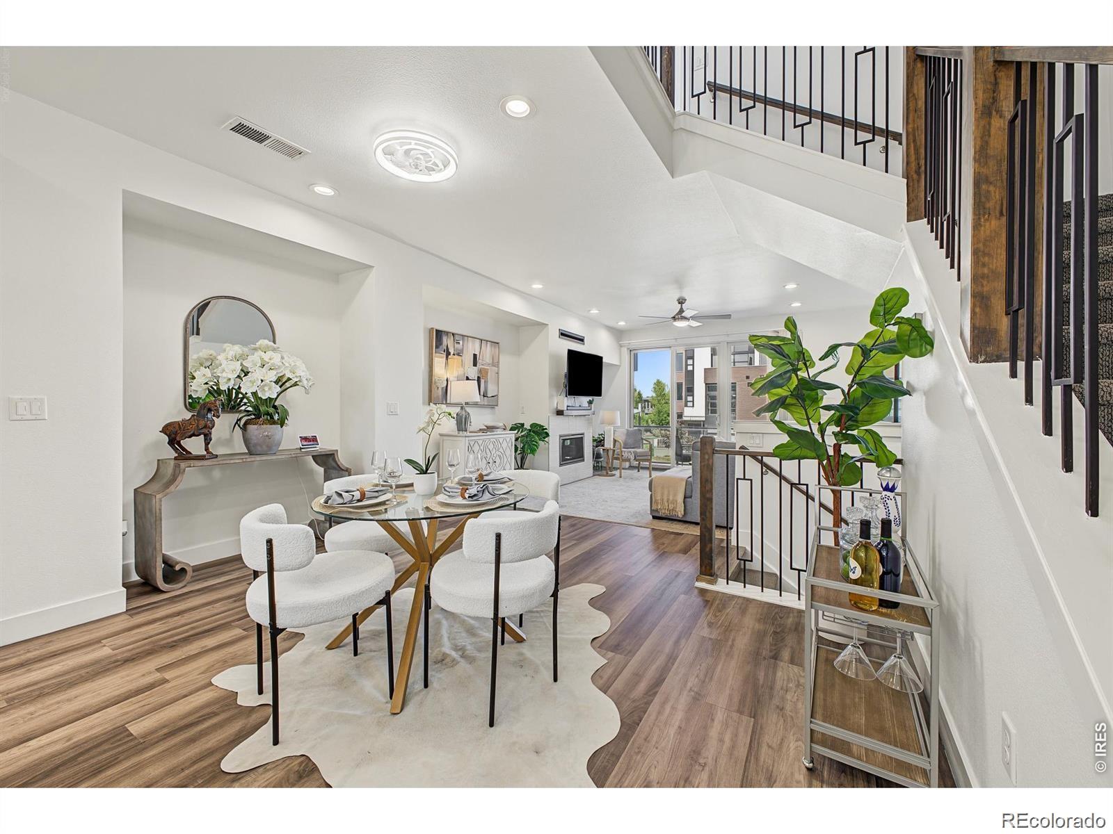 MLS Image #11 for 6820 e lowry boulevard ,denver, Colorado