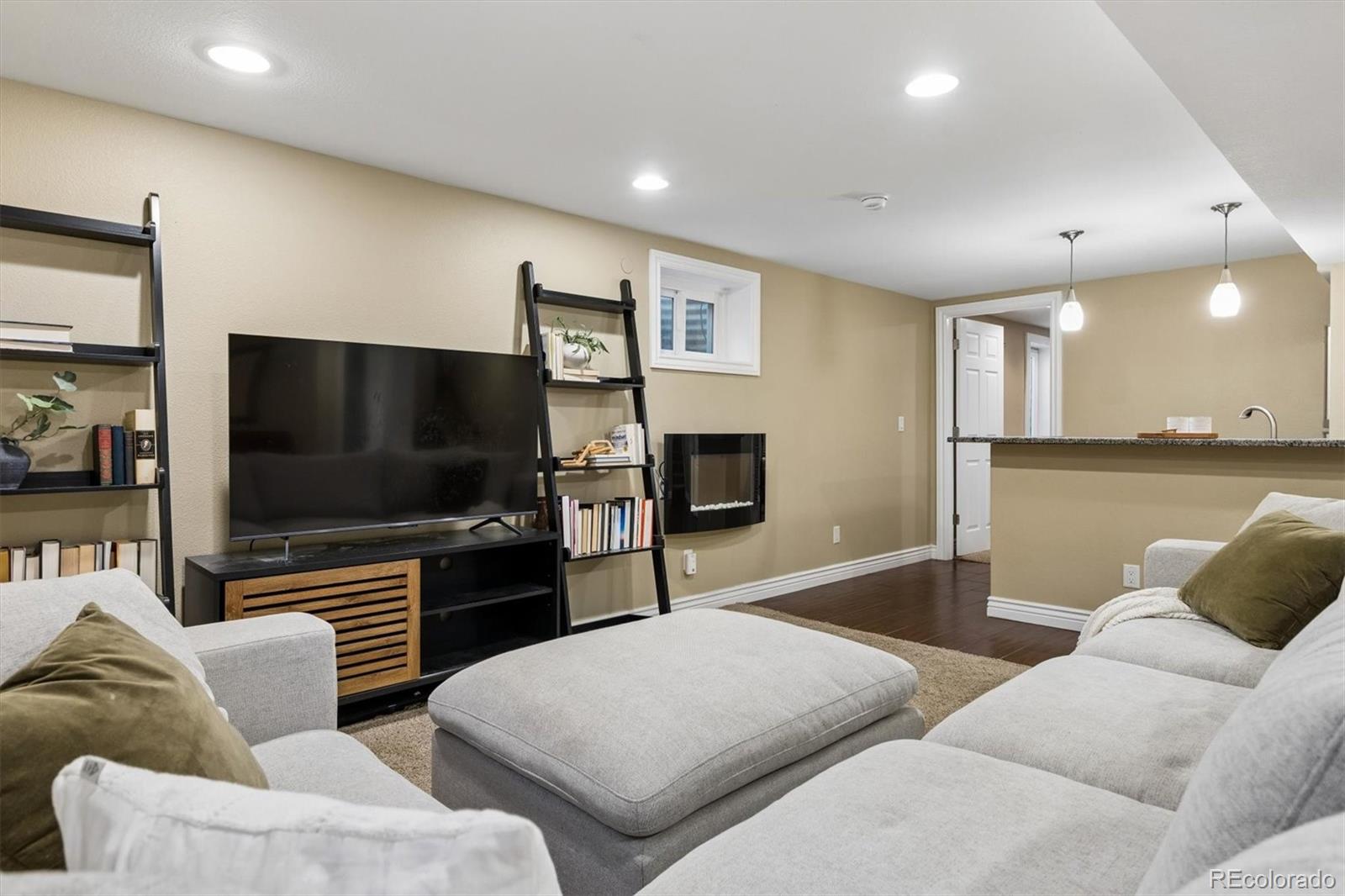 MLS Image #25 for 6460 e mineral drive,centennial, Colorado