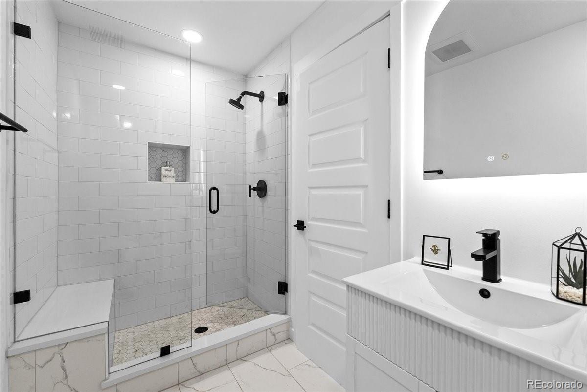 MLS Image #12 for 801 e 10th avenue,denver, Colorado
