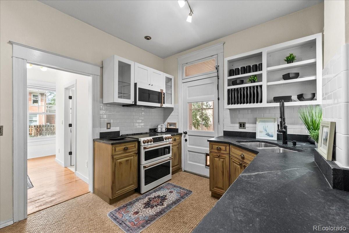 MLS Image #14 for 801 e 10th avenue,denver, Colorado