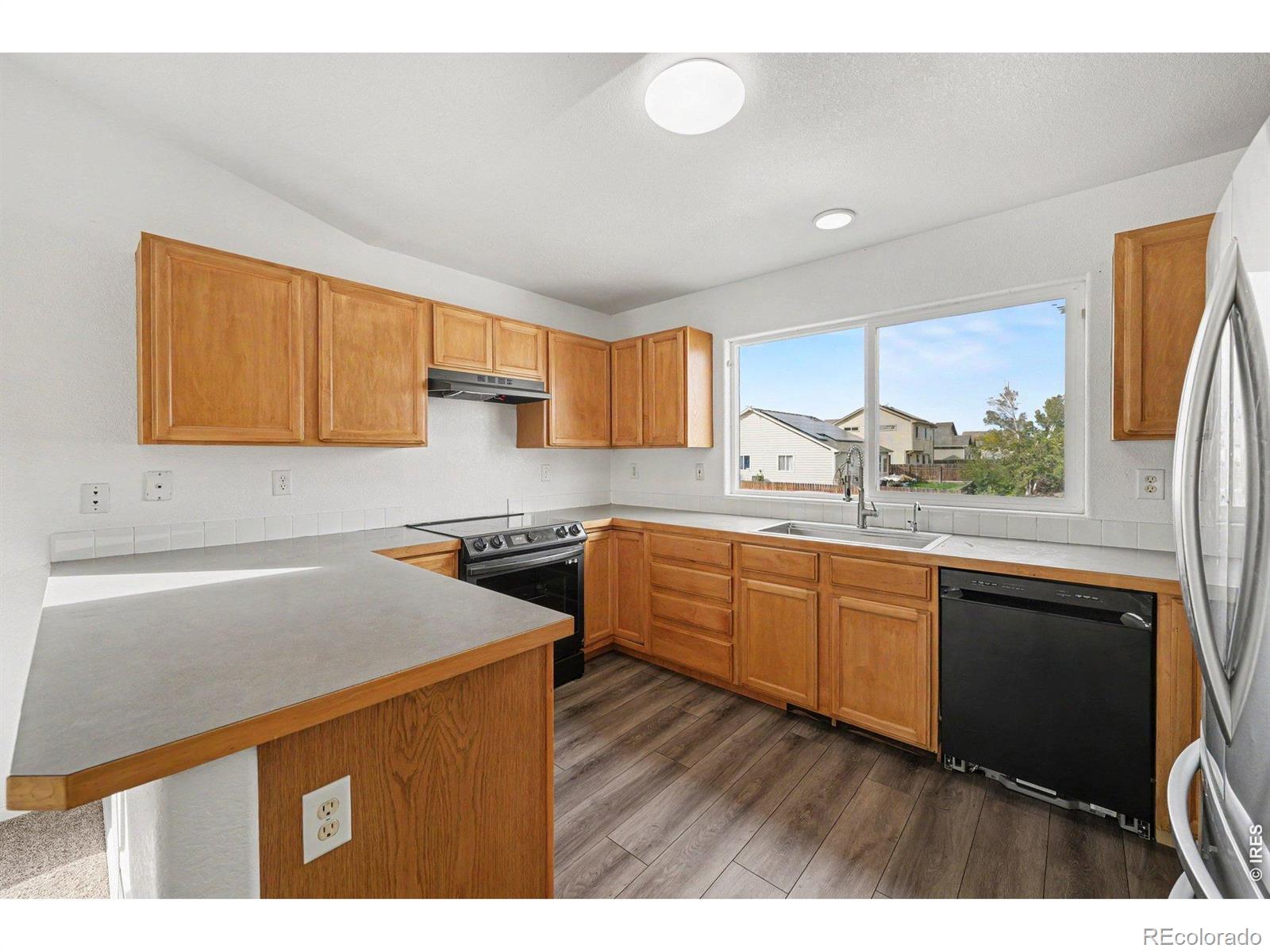 MLS Image #8 for 508 e 29th street drive,greeley, Colorado