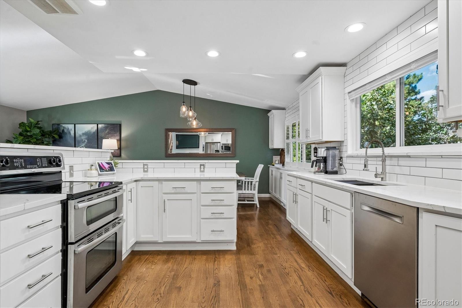 MLS Image #4 for 8414 s woody way,highlands ranch, Colorado