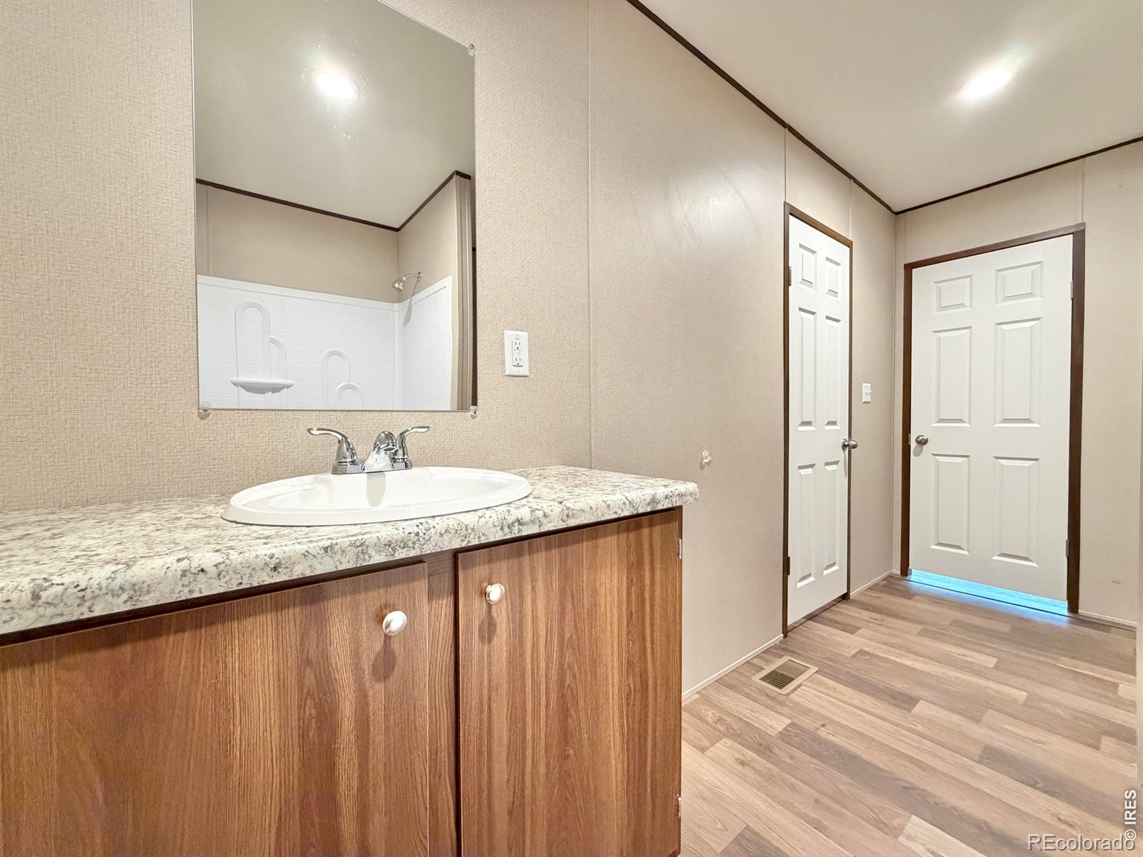MLS Image #15 for 214  oak street,log lane village, Colorado