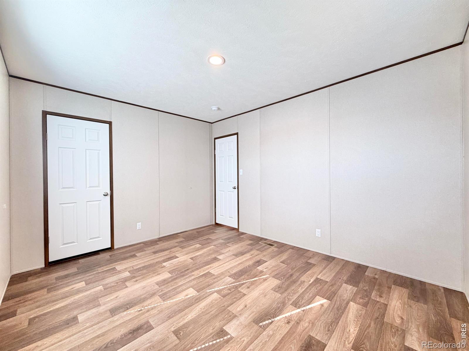 MLS Image #17 for 214  oak street,log lane village, Colorado