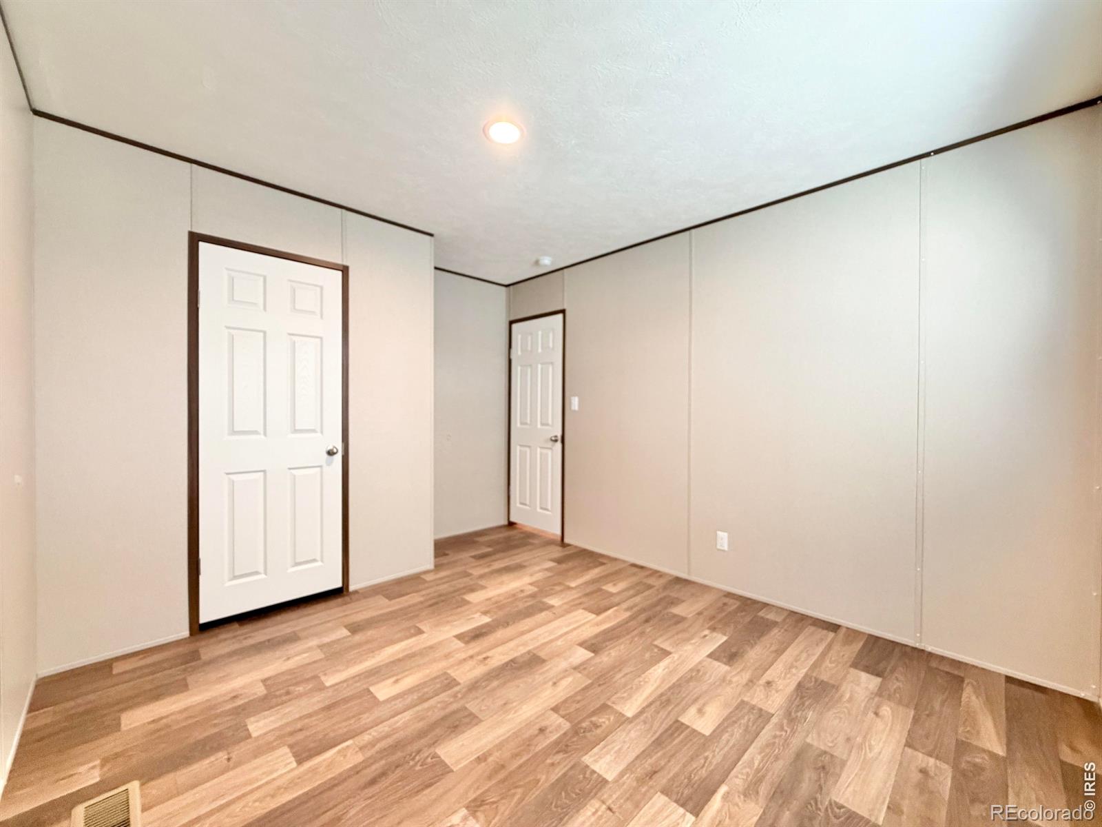 MLS Image #23 for 214  oak street,log lane village, Colorado