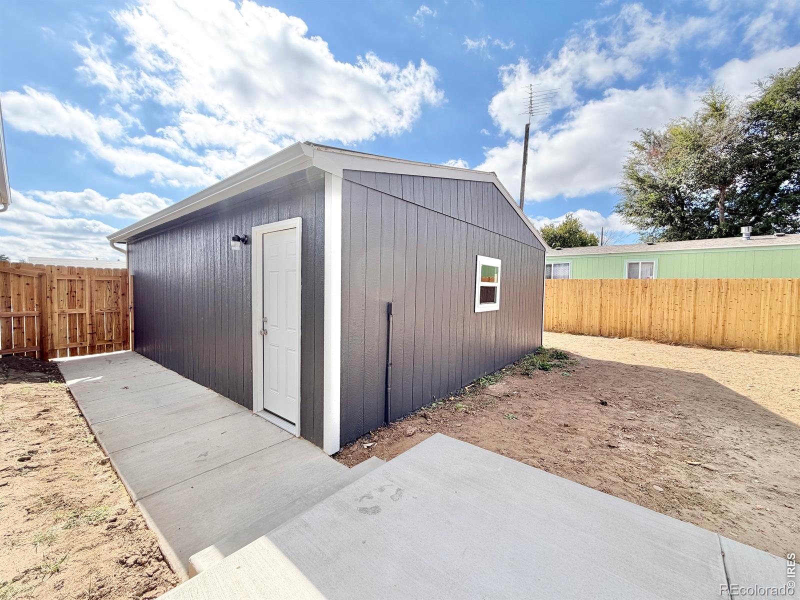 MLS Image #3 for 214  oak street,log lane village, Colorado