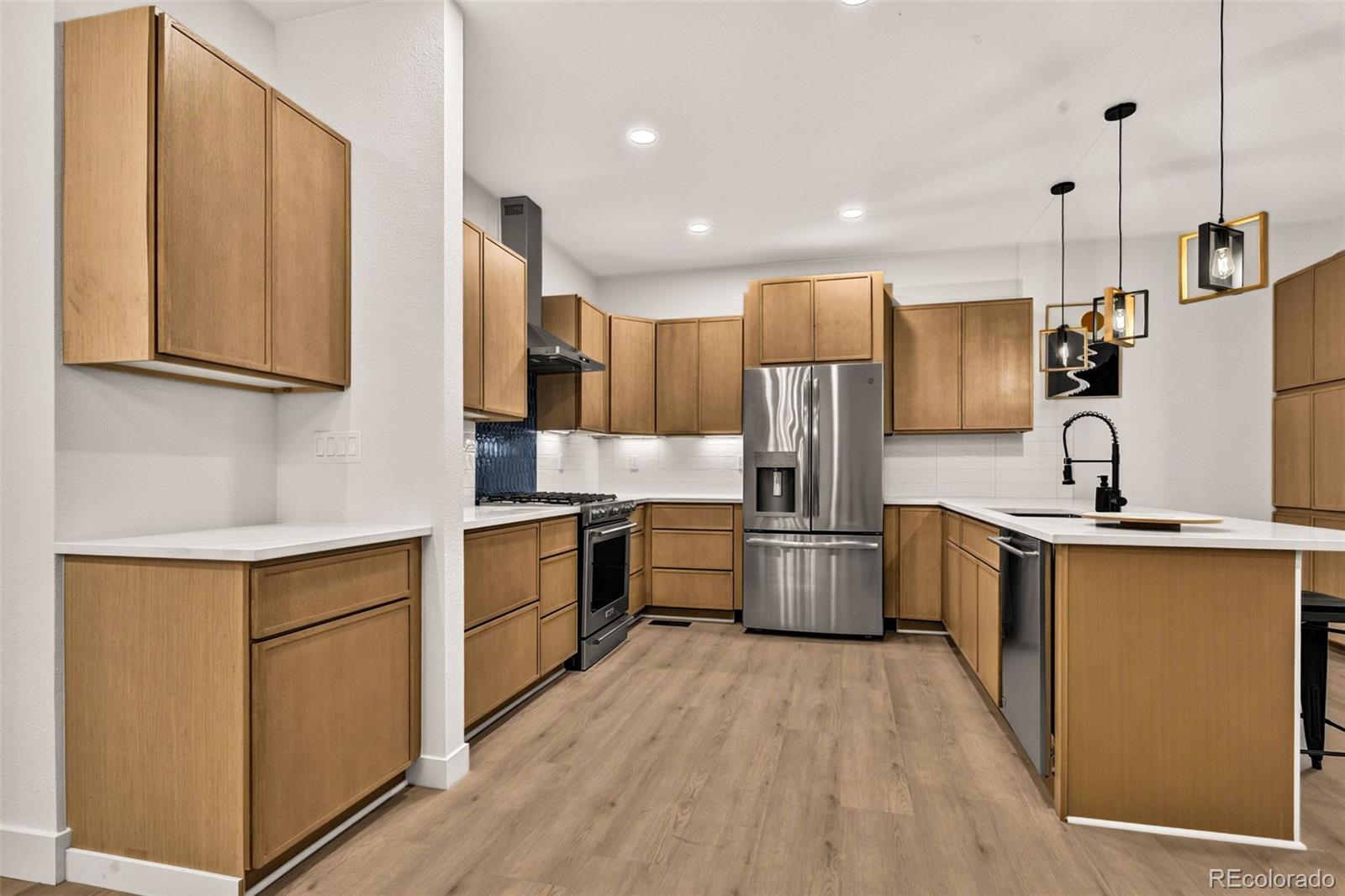 MLS Image #5 for 6364 s harvest street,aurora, Colorado