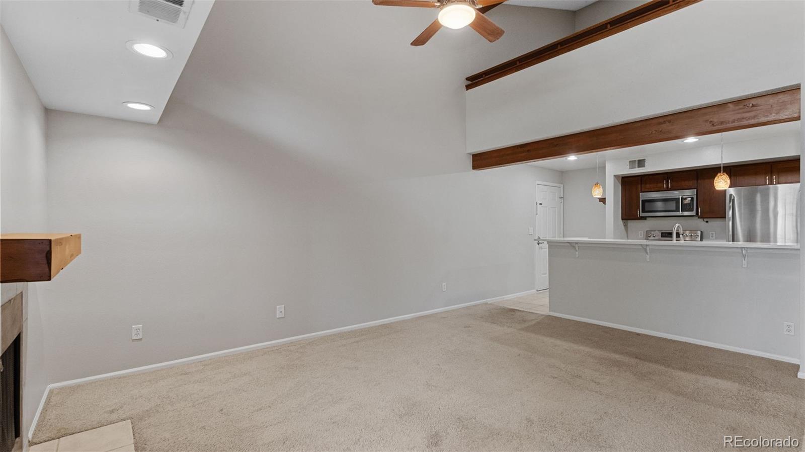 MLS Image #10 for 2575 s syracuse way,denver, Colorado