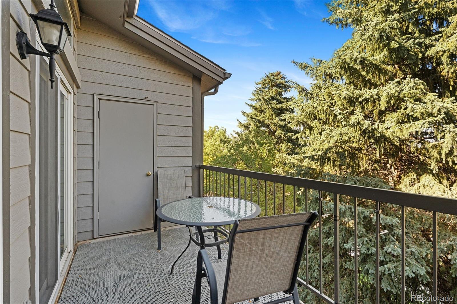 MLS Image #14 for 2575 s syracuse way,denver, Colorado