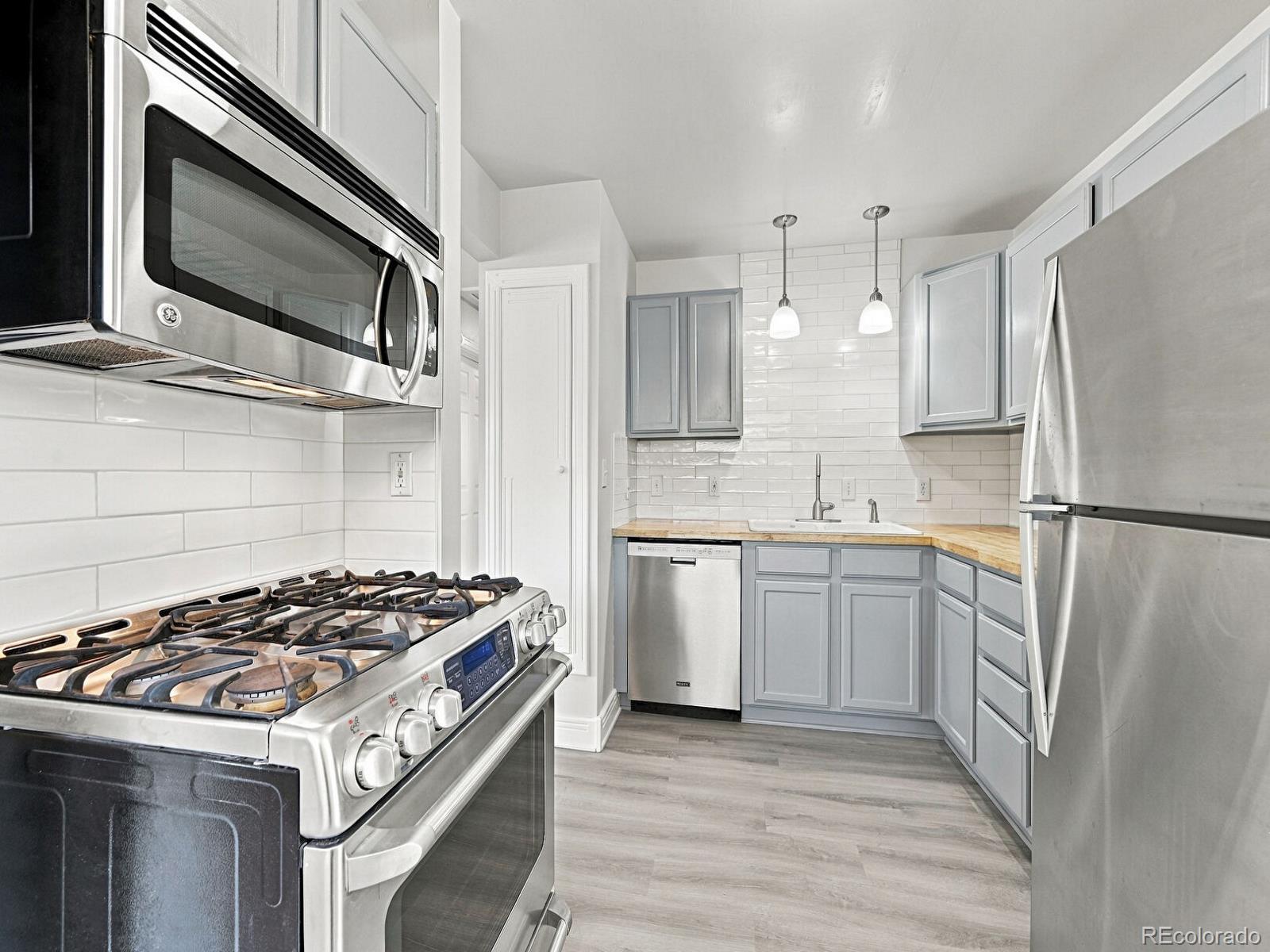 MLS Image #7 for 9416  highland place,arvada, Colorado