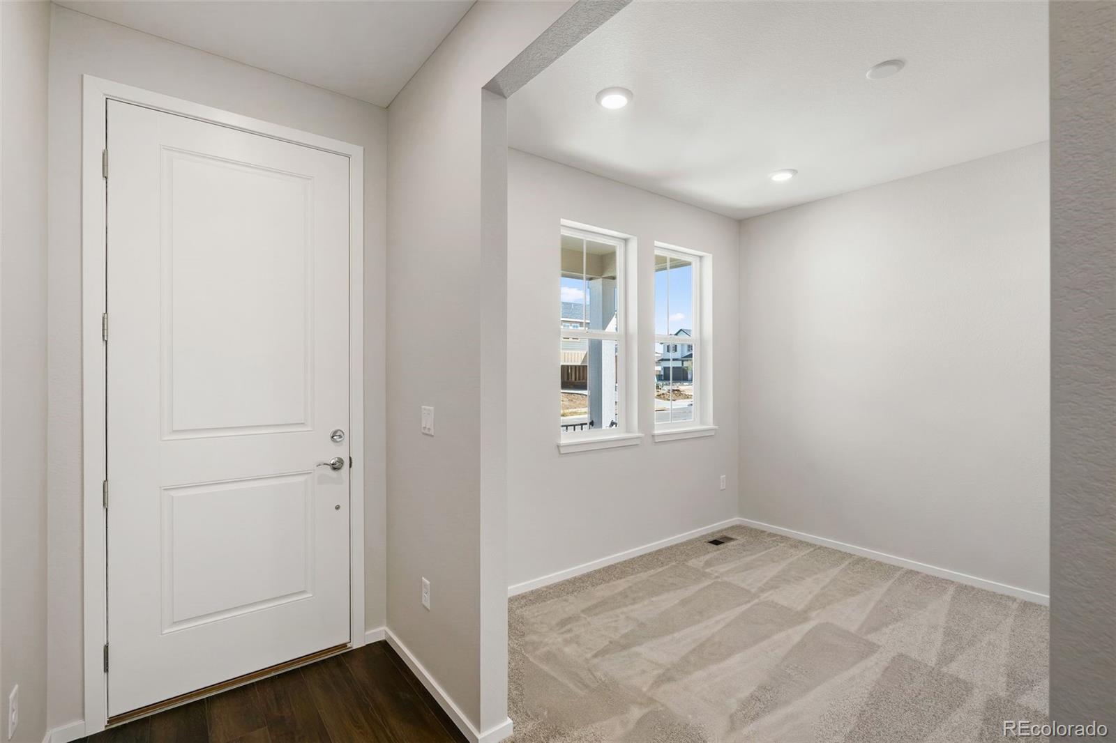 MLS Image #5 for 54760 e 27th avenue,strasburg, Colorado