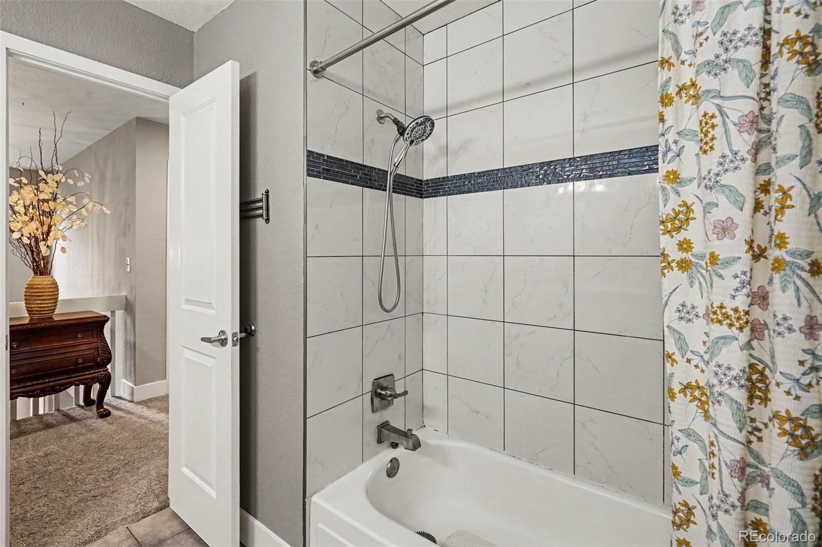 MLS Image #16 for 8415  everett way,arvada, Colorado