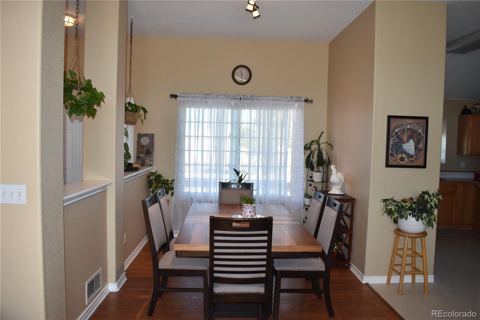 MLS Image #13 for 56300 e 39th avenue,strasburg, Colorado
