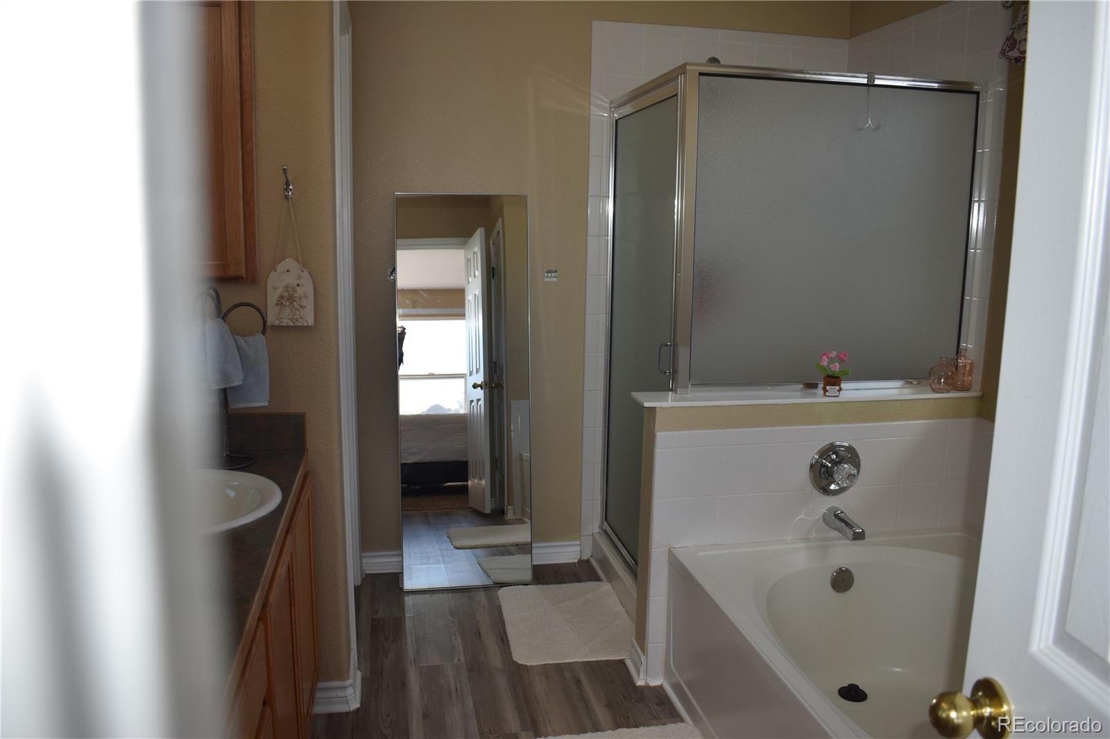 MLS Image #21 for 56300 e 39th avenue,strasburg, Colorado
