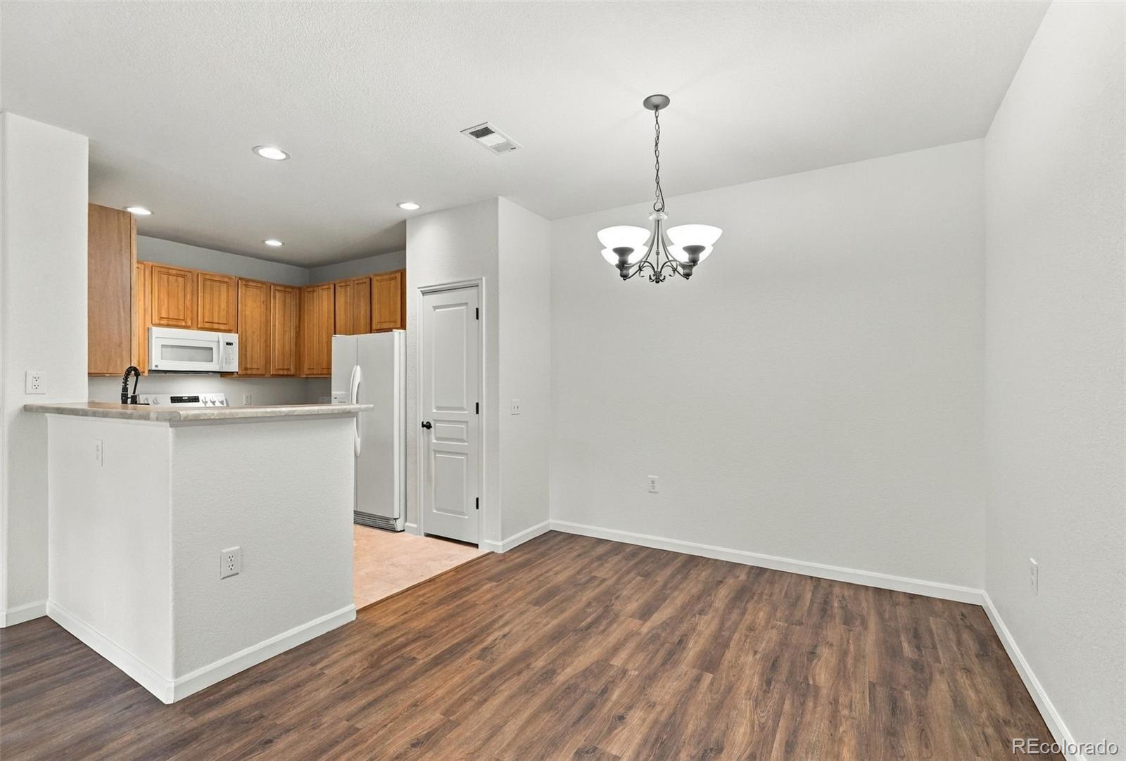 MLS Image #4 for 10457 w hampden avenue,lakewood, Colorado