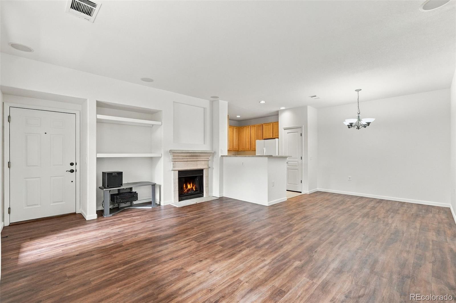 MLS Image #6 for 10457 w hampden avenue,lakewood, Colorado