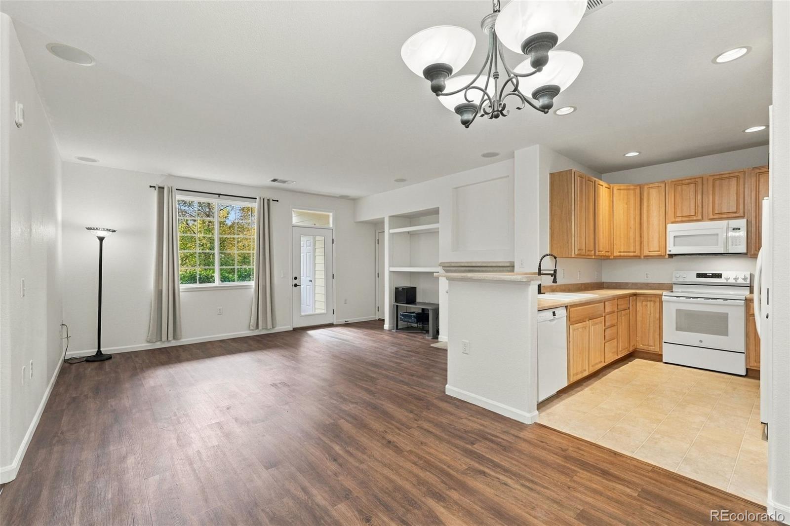MLS Image #8 for 10457 w hampden avenue,lakewood, Colorado