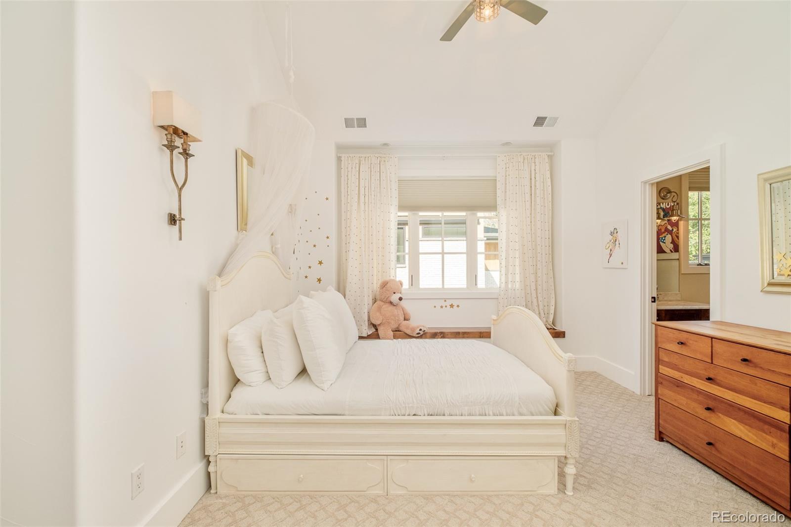 MLS Image #26 for 1250 s elizabeth street,denver, Colorado