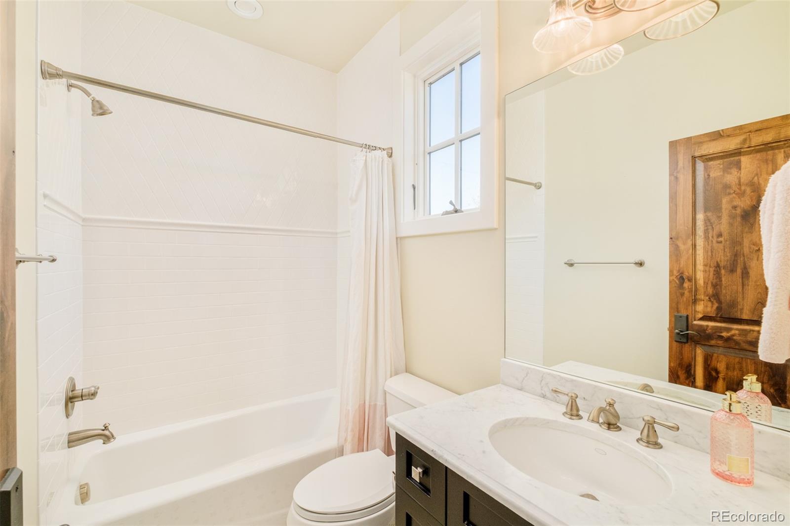 MLS Image #29 for 1250 s elizabeth street,denver, Colorado