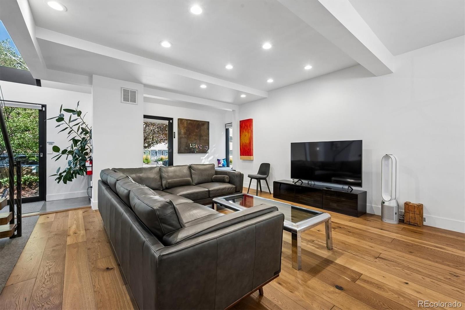 MLS Image #5 for 3407 s logan street,englewood, Colorado