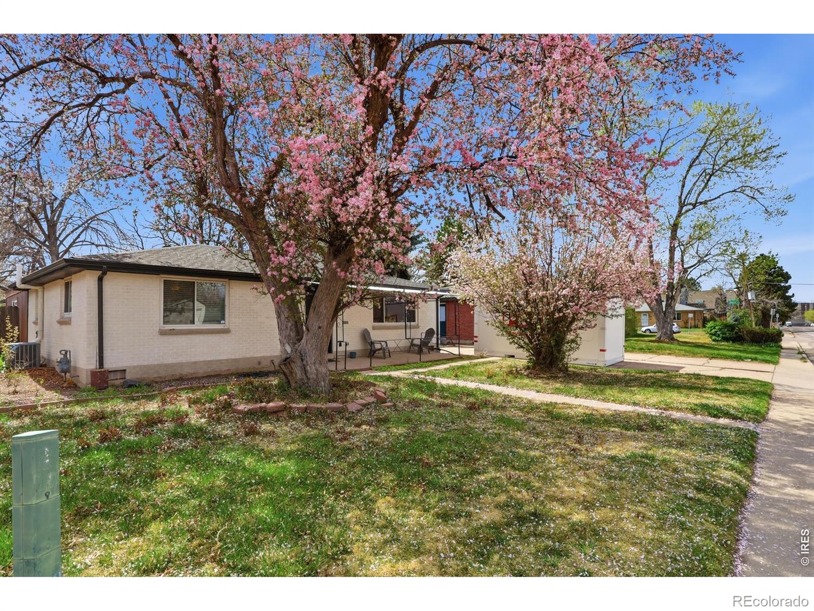 MLS Image #1 for 4740 e jewell avenue,denver, Colorado