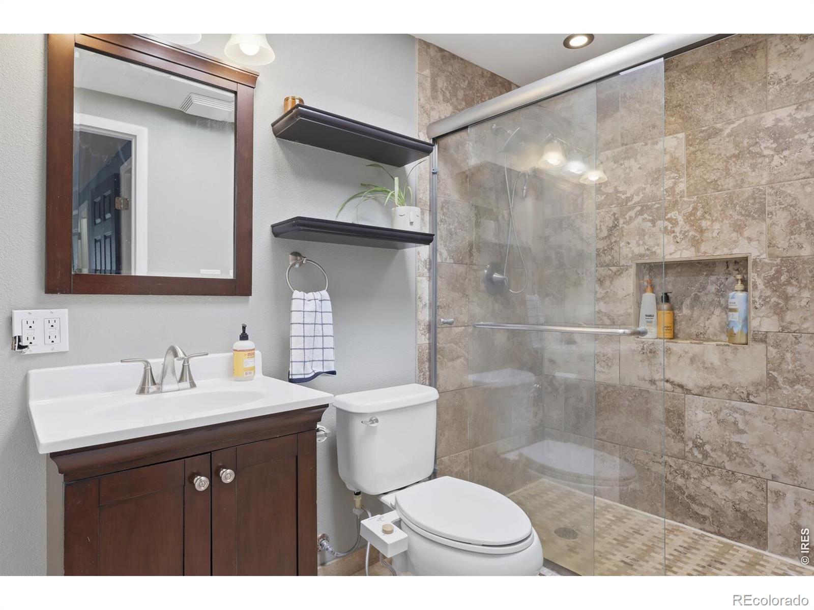 MLS Image #26 for 4740 e jewell avenue,denver, Colorado