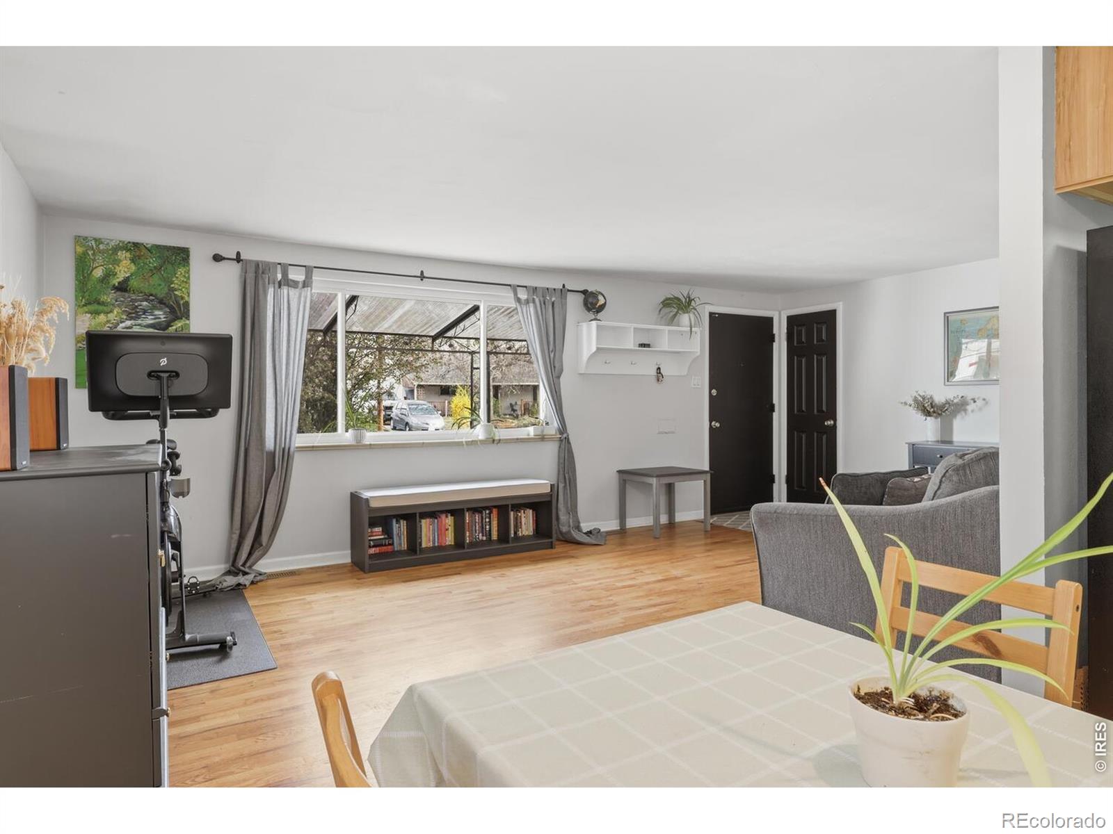 MLS Image #8 for 4740 e jewell avenue,denver, Colorado