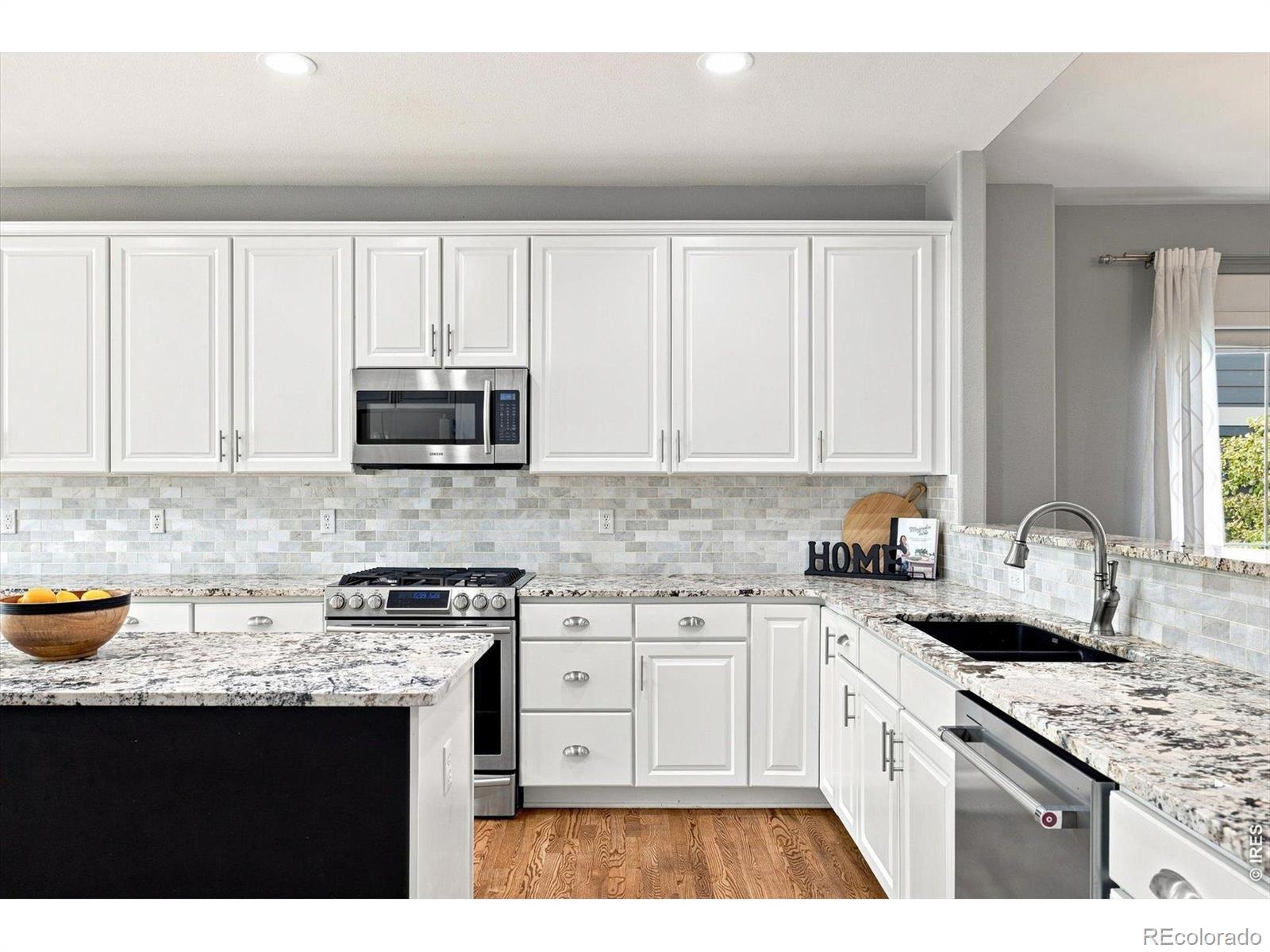 MLS Image #3 for 10297  quintero street,commerce city, Colorado