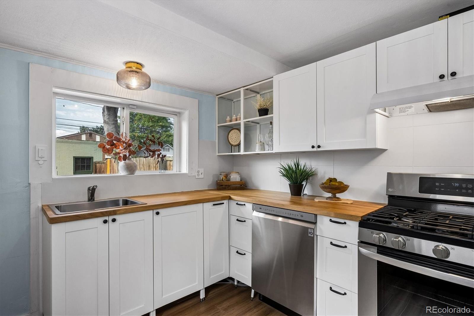 MLS Image #8 for 207  galapago street,denver, Colorado