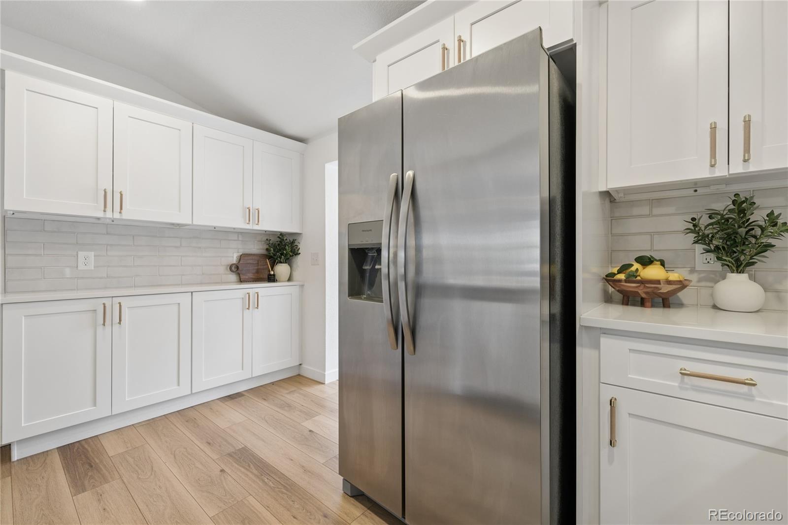 MLS Image #12 for 754  king street,denver, Colorado