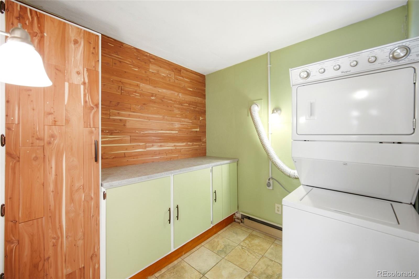 MLS Image #15 for 39 w brookside street,colorado springs, Colorado