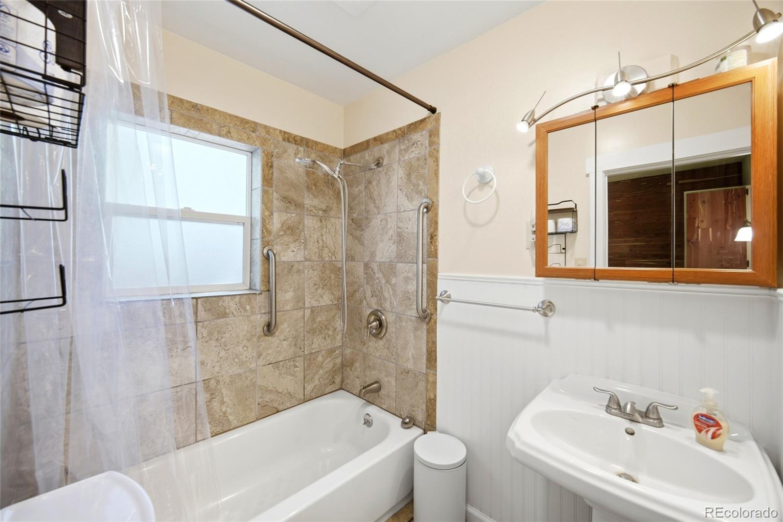MLS Image #16 for 39 w brookside street,colorado springs, Colorado