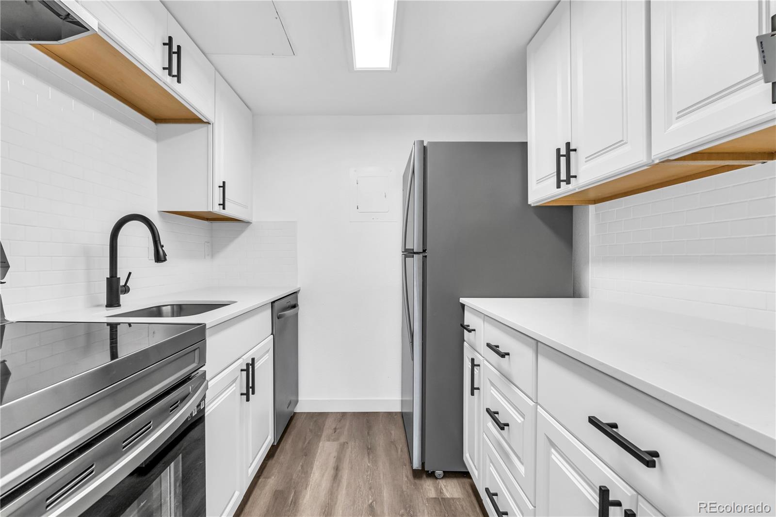 MLS Image #11 for 3371 s monaco street parkway,denver, Colorado