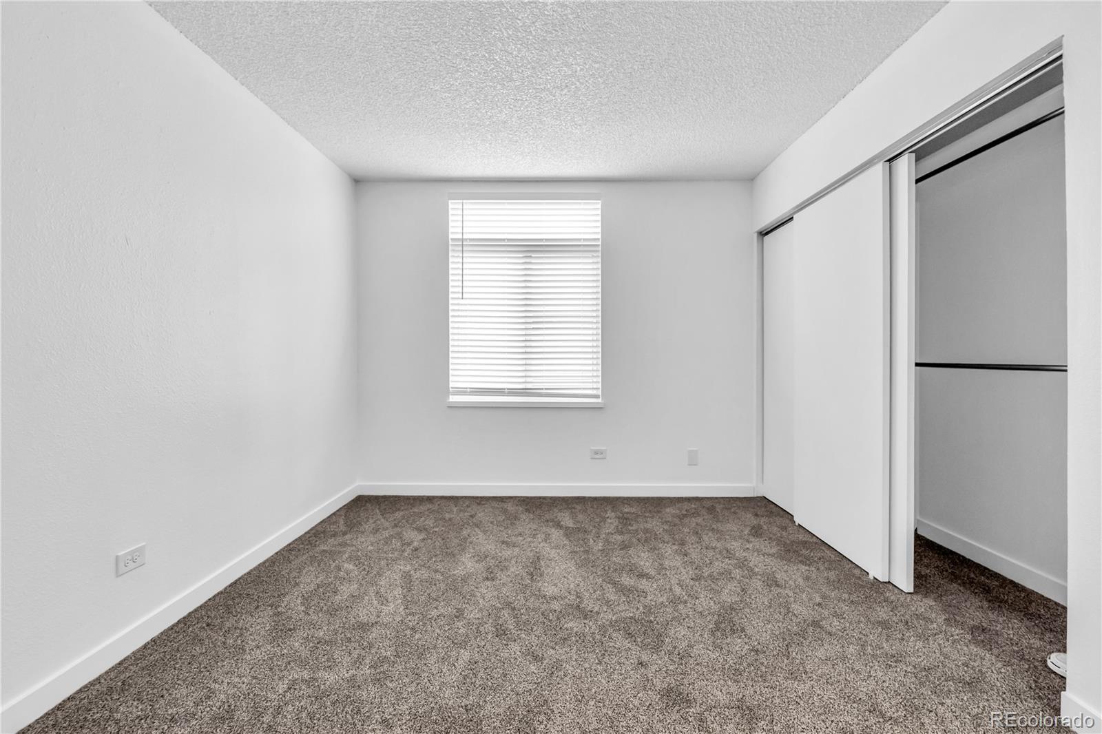 MLS Image #14 for 3371 s monaco street parkway,denver, Colorado