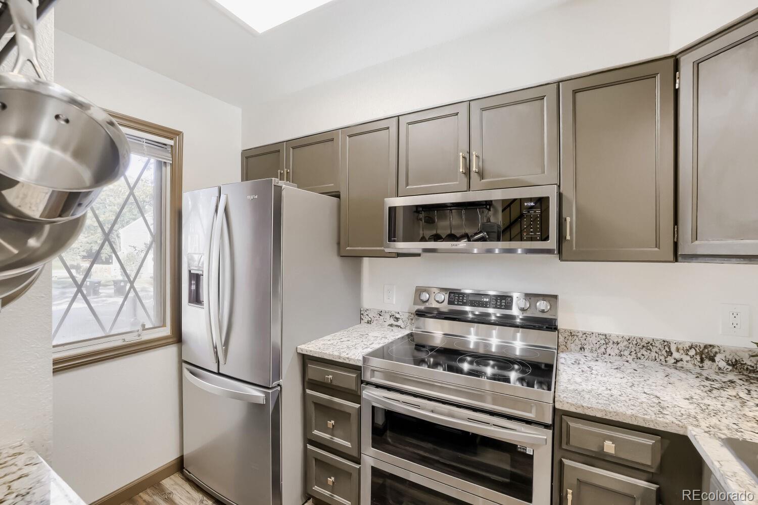 MLS Image #5 for 10647 w dartmouth avenue,lakewood, Colorado