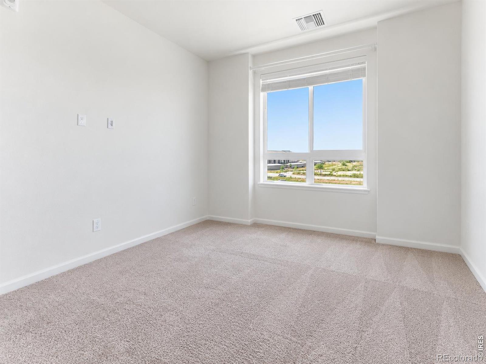 MLS Image #13 for 6153 n ceylon street,denver, Colorado