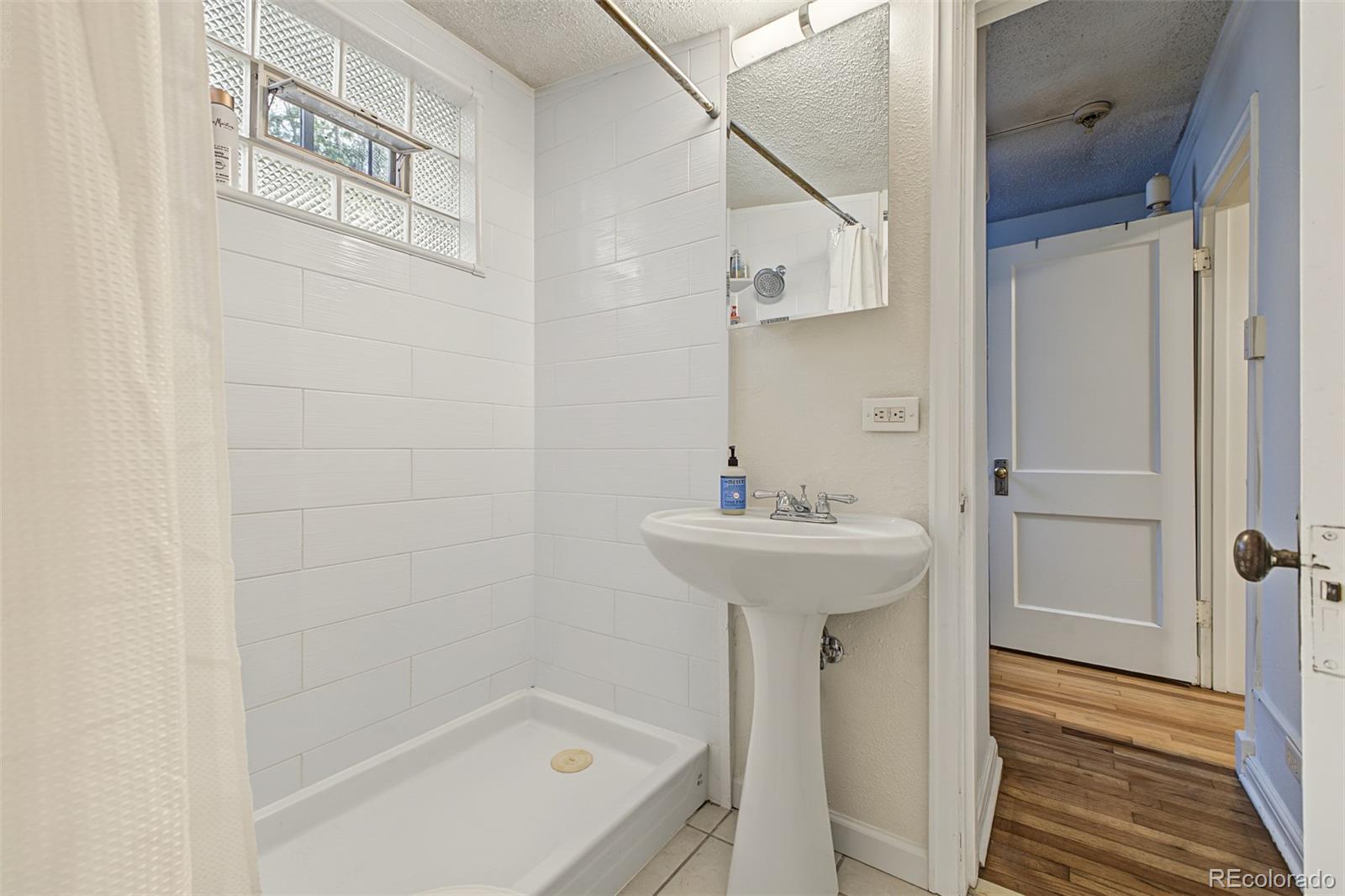 MLS Image #12 for 1024 e 14th avenue,denver, Colorado