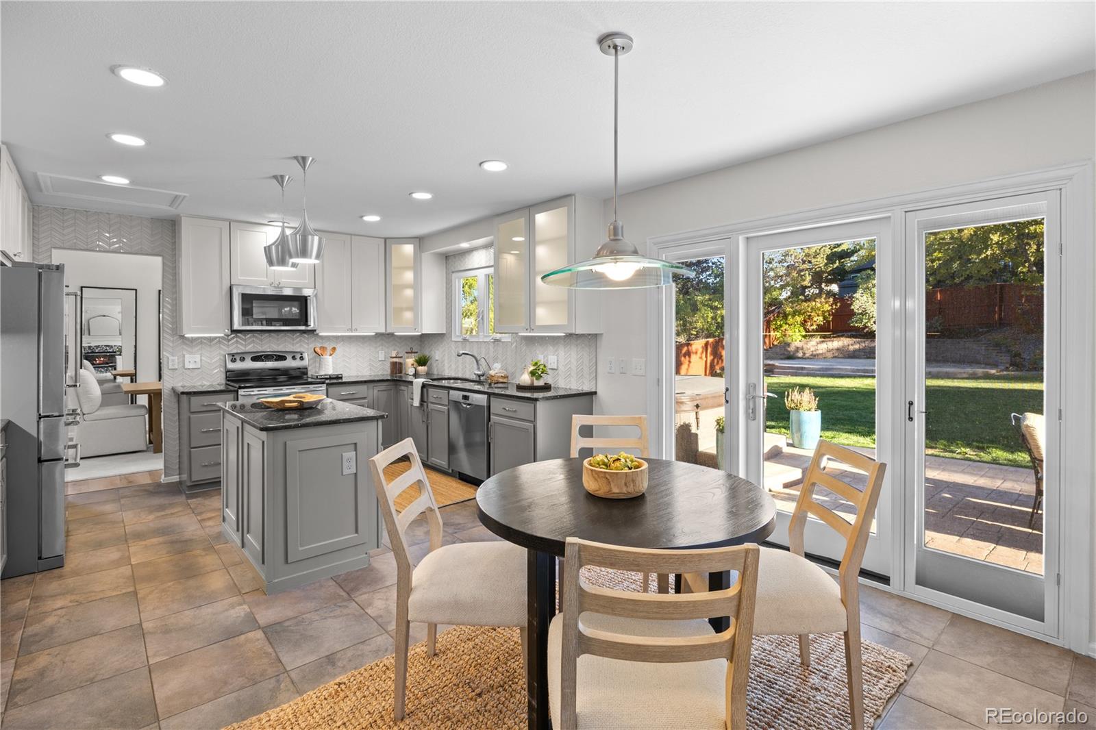 MLS Image #11 for 9814  venneford ranch road,highlands ranch, Colorado