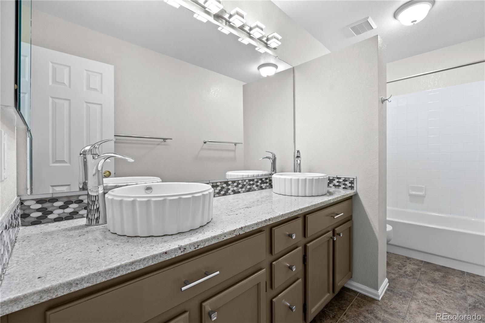 MLS Image #31 for 9814  venneford ranch road,highlands ranch, Colorado