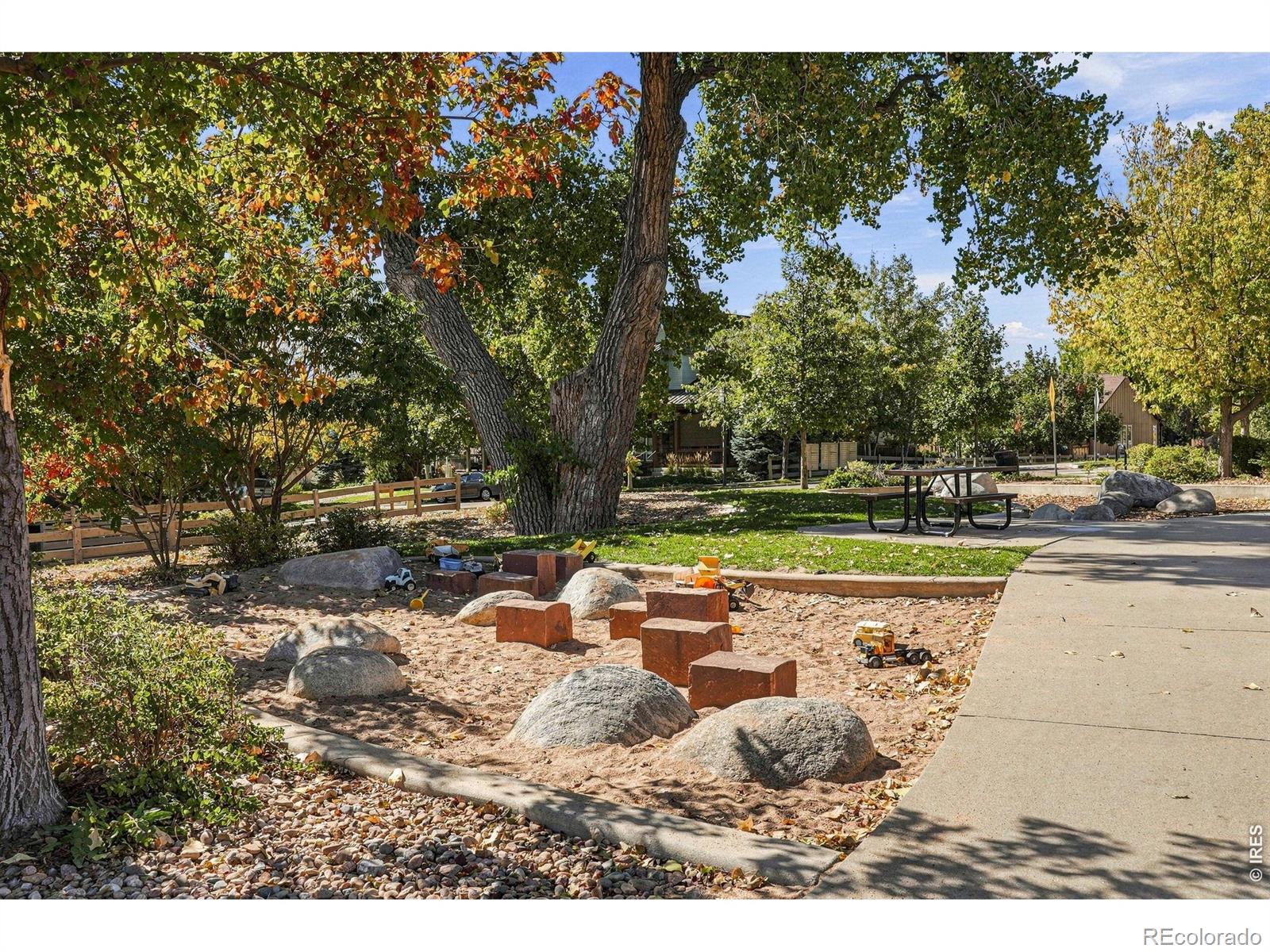 MLS Image #46 for 2379  golden eagle way,louisville, Colorado