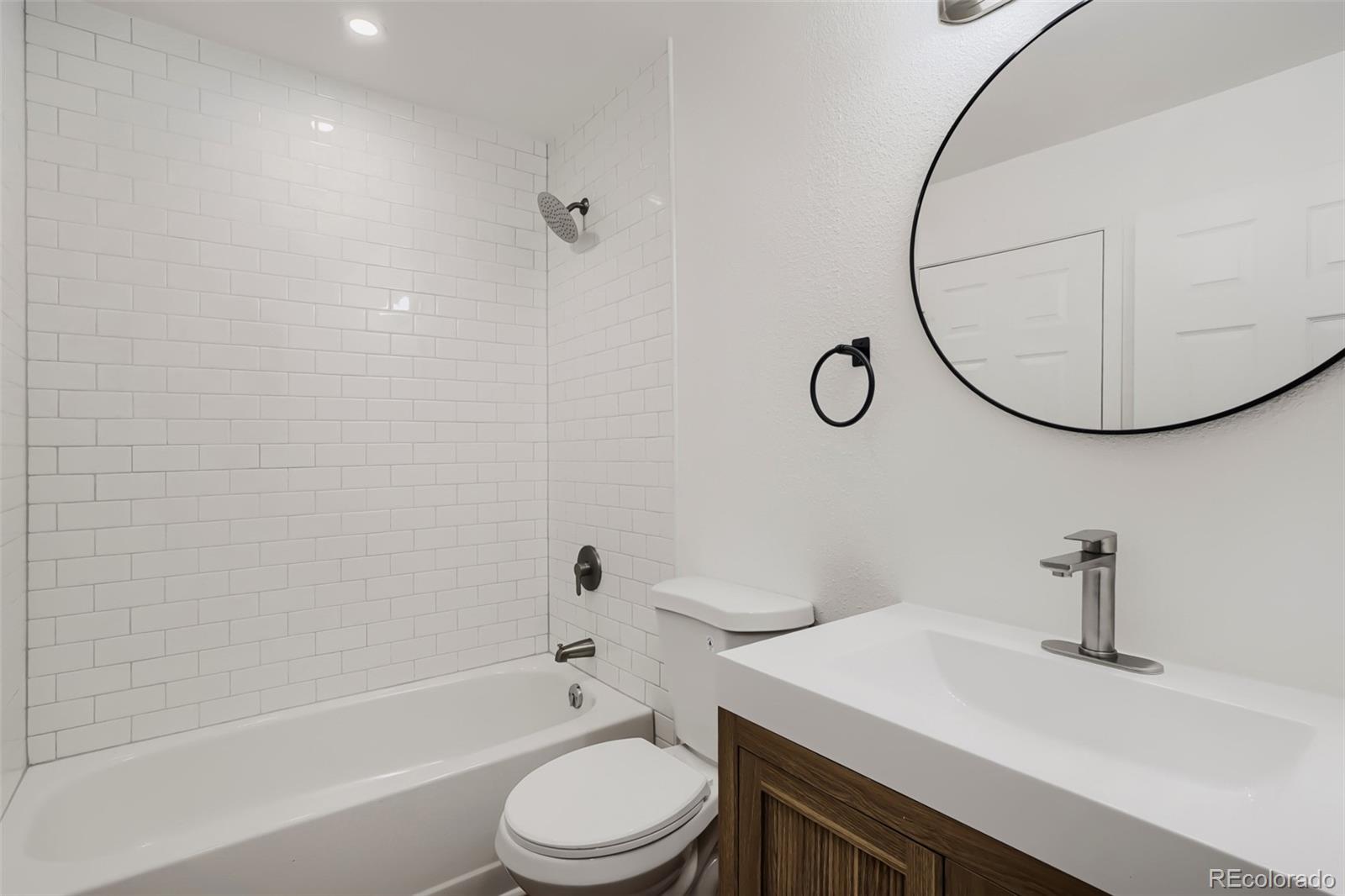 MLS Image #20 for 2223 s buckley road,aurora, Colorado