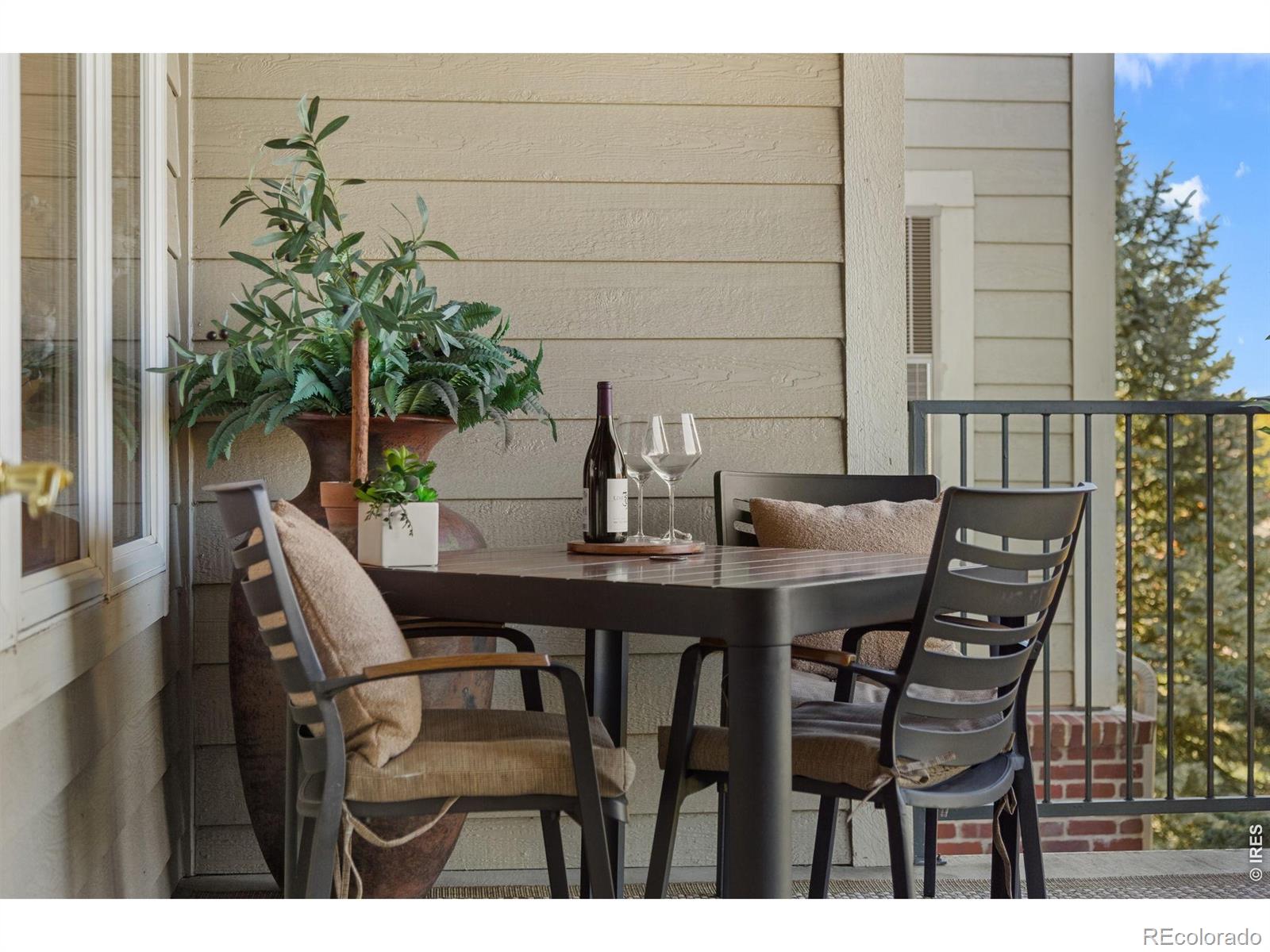 MLS Image #2 for 2894 w riverwalk circle,littleton, Colorado
