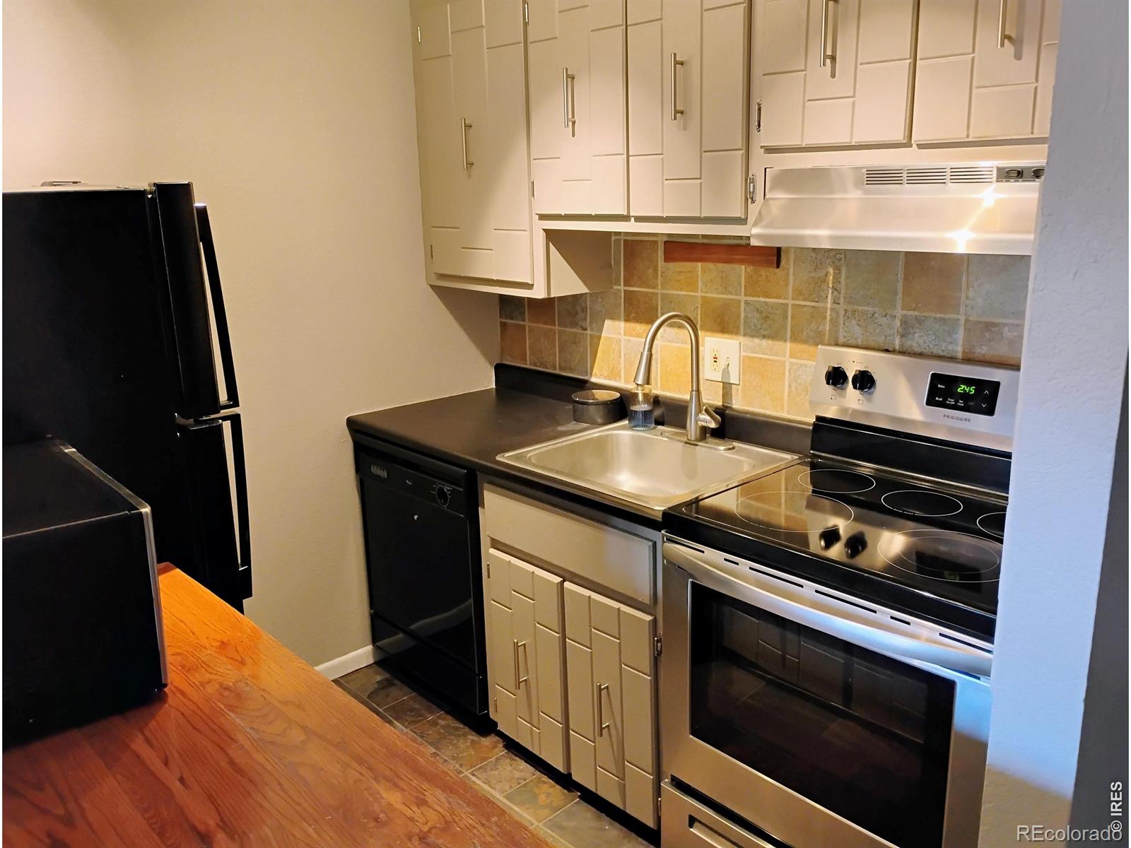 MLS Image #10 for 3035  oneal parkway,boulder, Colorado
