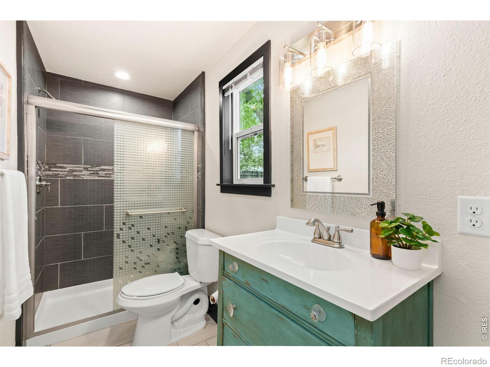 MLS Image #12 for 728  cherry street,fort collins, Colorado