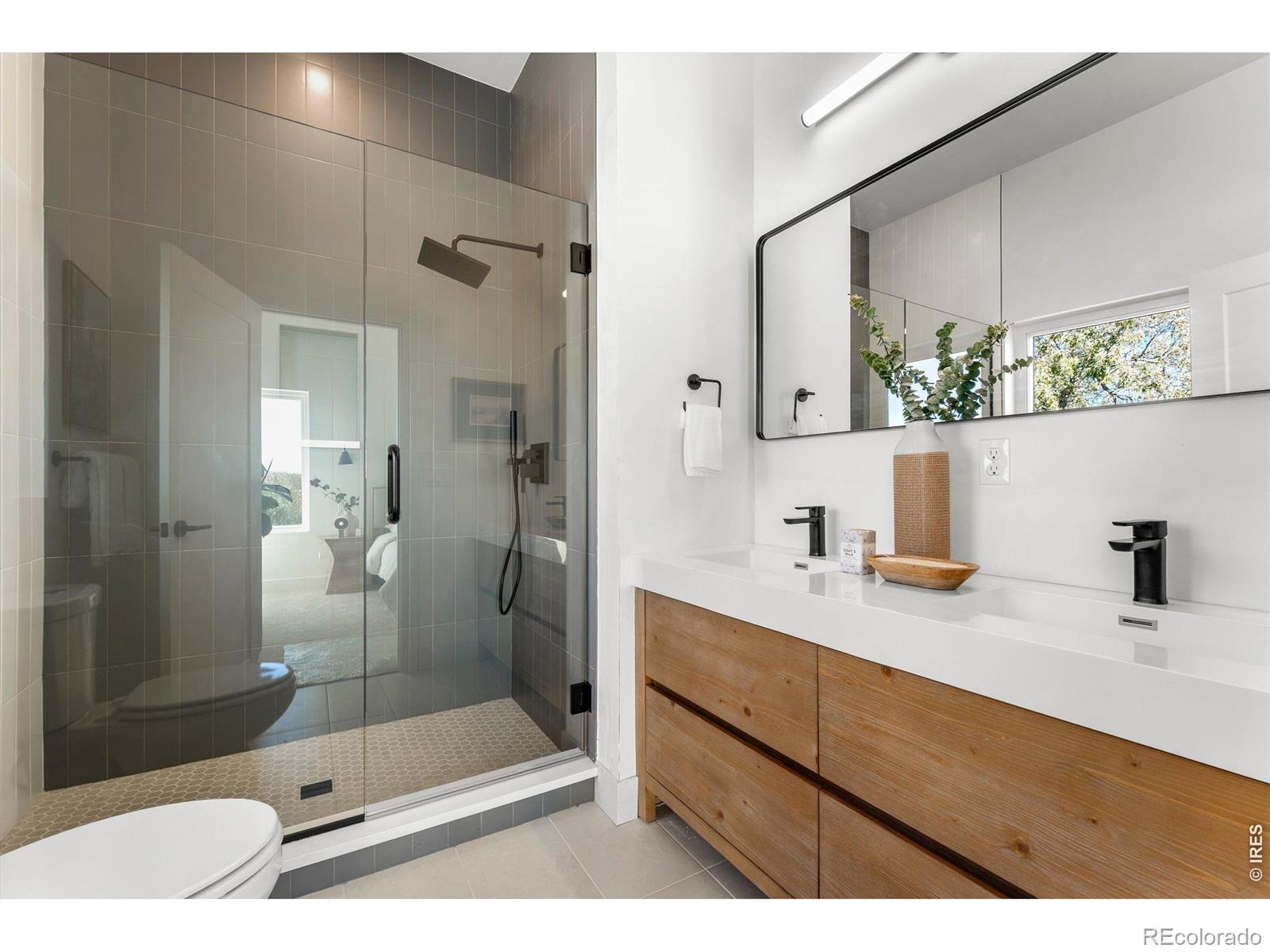 MLS Image #18 for 1304 n raleigh street ,denver, Colorado