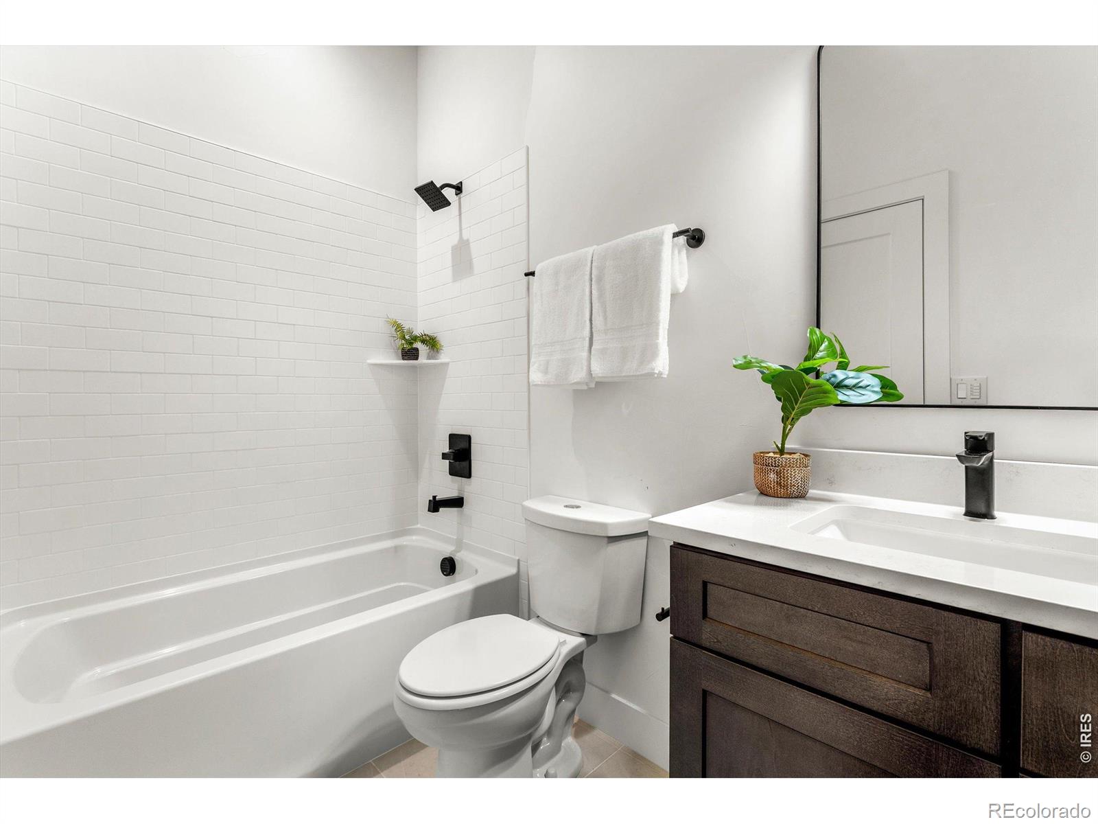 MLS Image #20 for 1304 n raleigh street ,denver, Colorado