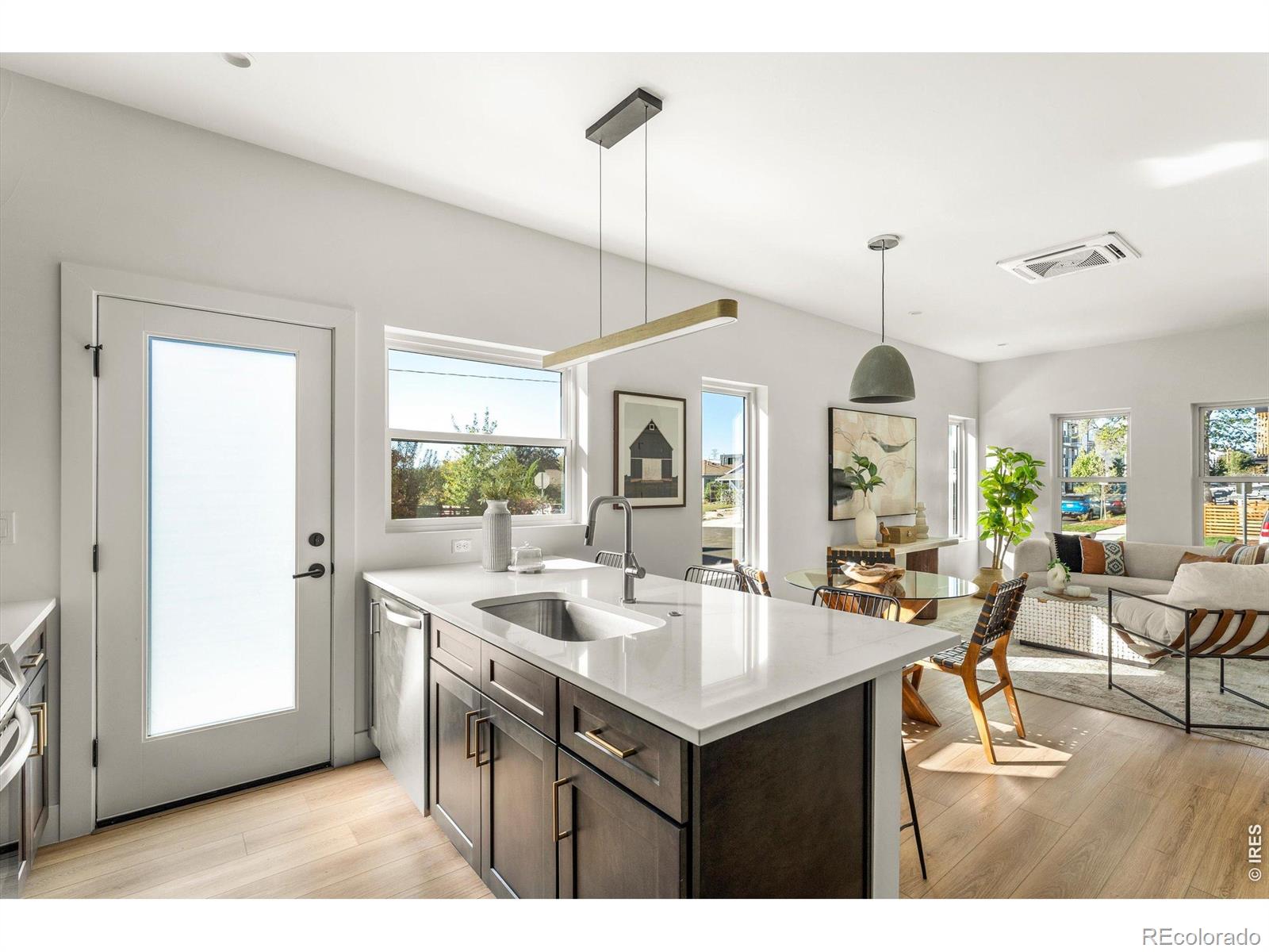 MLS Image #7 for 1304 n raleigh street ,denver, Colorado