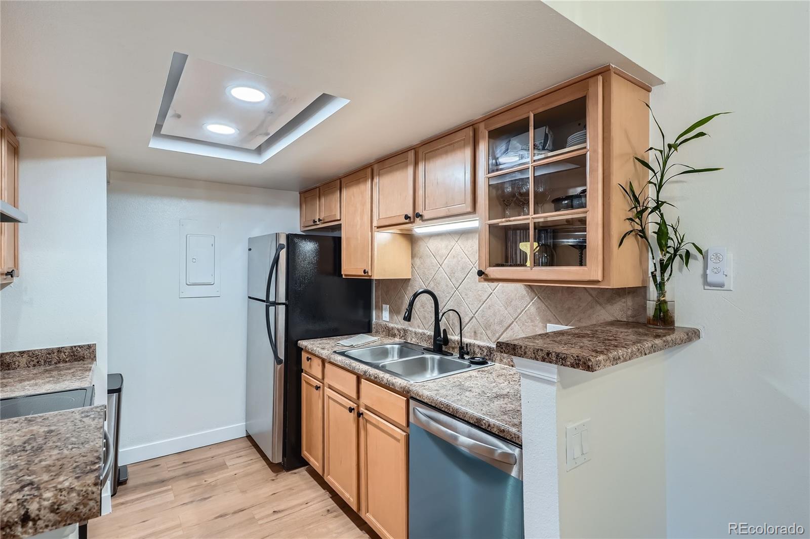 MLS Image #4 for 8335  fairmount drive 11-203,denver, Colorado
