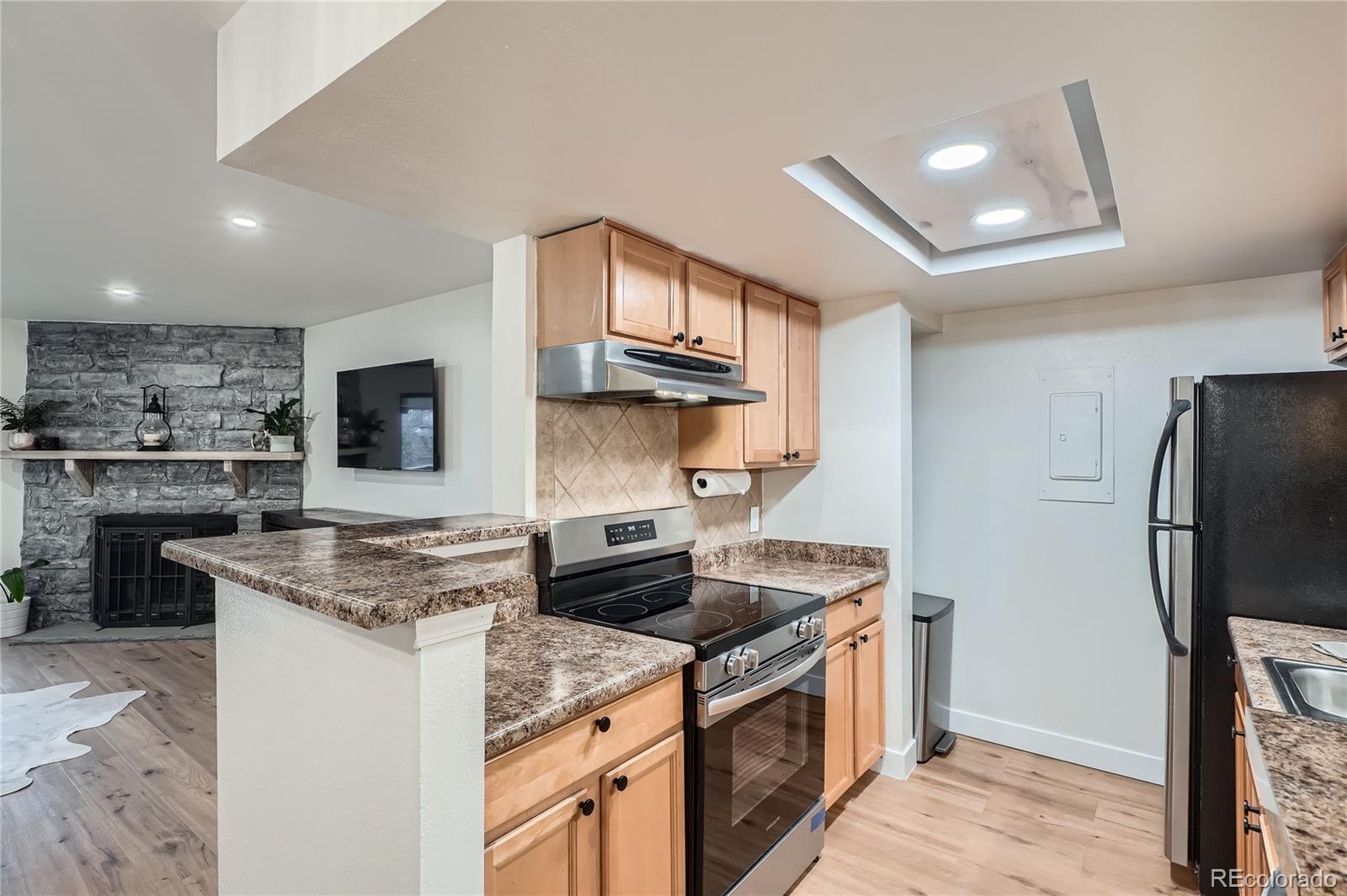MLS Image #5 for 8335  fairmount drive 11-203,denver, Colorado